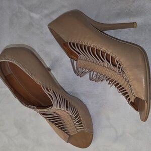 Givenchy Tan Women's Heels 9.5